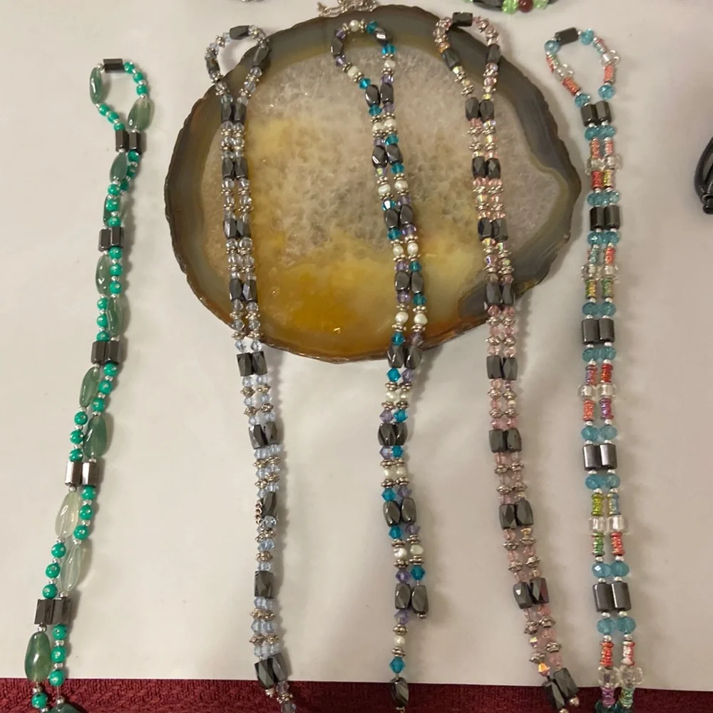 Magnetic necklaces Guc various length & choice color 20” 36” buy one buy all